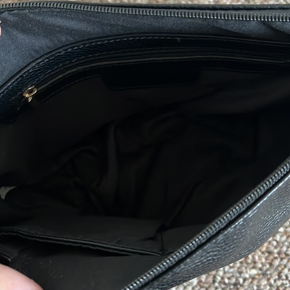 2/$60 Women Multi-way Faux Leather Shoulder Bag W/ Pouch 2PCs - Picture 4 of 6